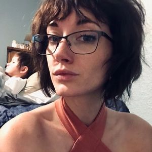 Meet your Posher, Carissa